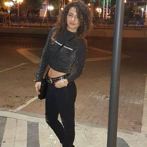 Meet your Posher, Inbar